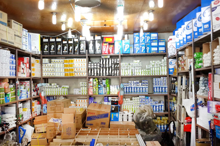 راه‌اندازی مغازه الکتریکی : راهنمای 0 تا 100 + تمام کالاهایی که باید داشته باشید!