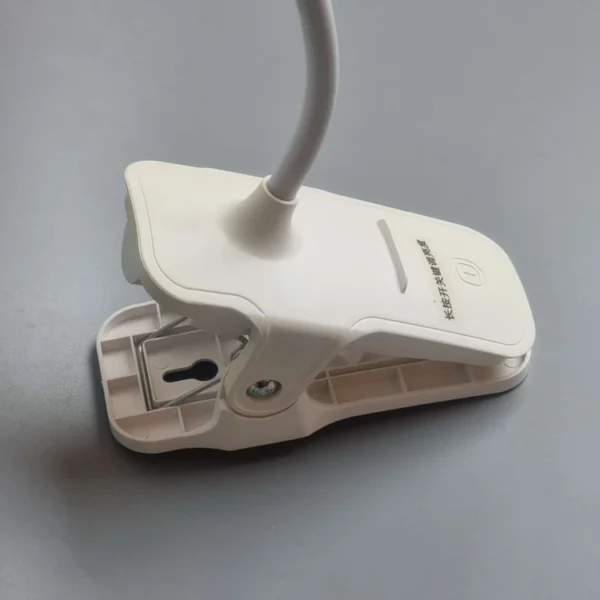 چراغ مطالعه یولومو شارژی مدل گیره ای کد 1197