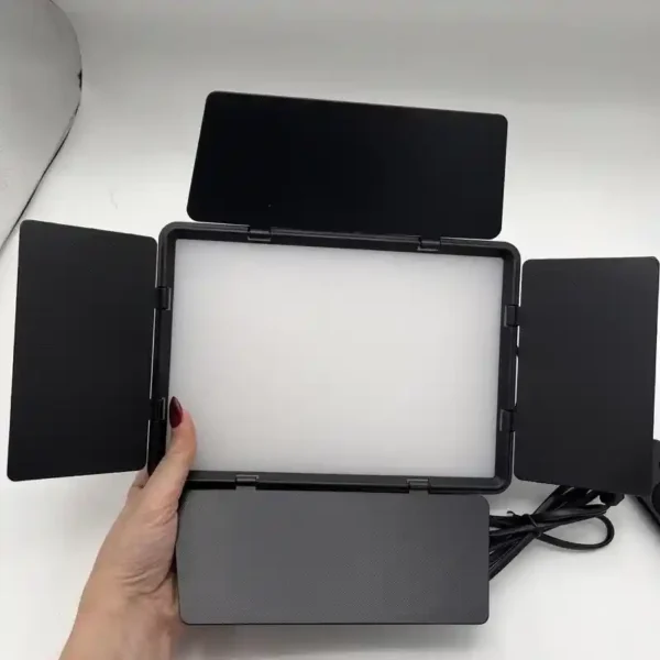 چراغ نور ثابت پنل LED استودیویی مناسب تولید محتوا - مدل RL-900 K - Image 6