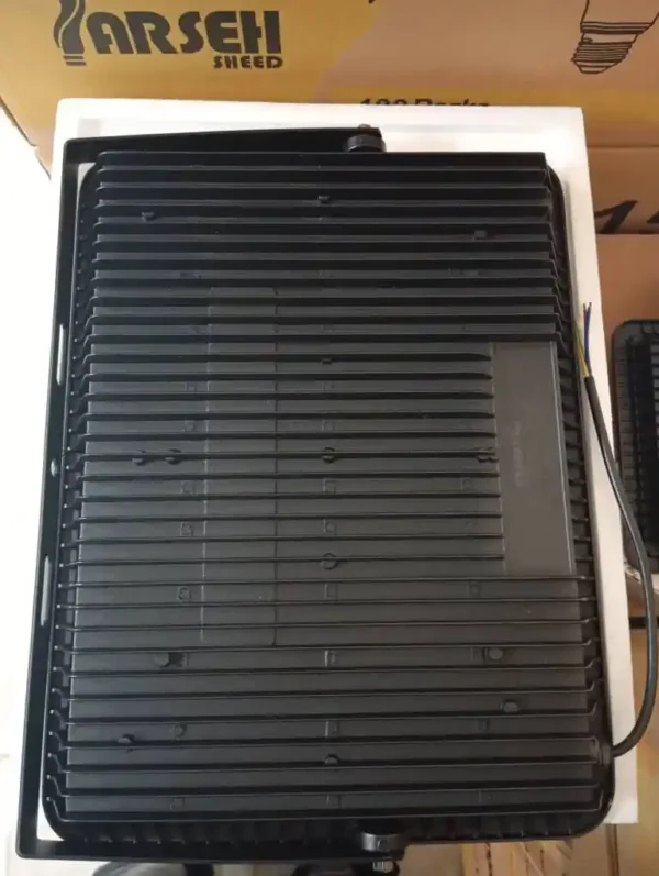 پروژکتور 300 وات پارسه شید مدل ژوپیتر | IP65 - رنگ نور مهتابی - Image 6