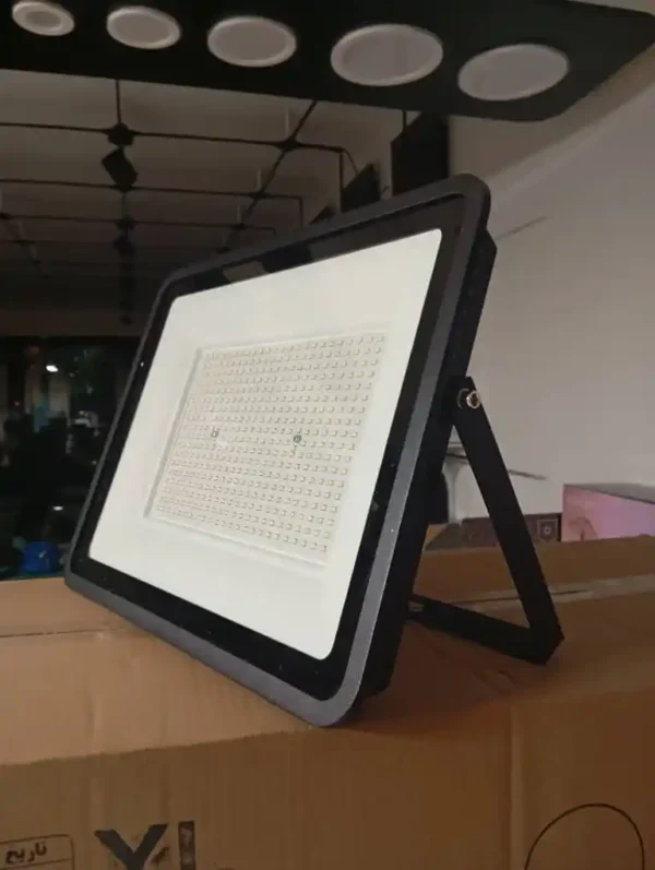 پروژکتور 300 وات پارسه شید مدل ژوپیتر | IP65 - رنگ نور مهتابی - Image 3